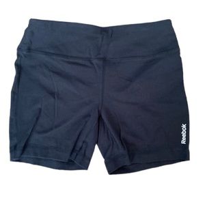 🥭 (4 for $15) Reebok black Shorts